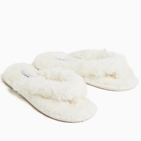torrid Shoes - TORRID SIZE 12 FAUX FUR T-STRAP SLIPPER (WW)